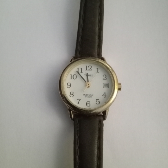 Womens Timex Indiglo Watch - Picture 1 of 3